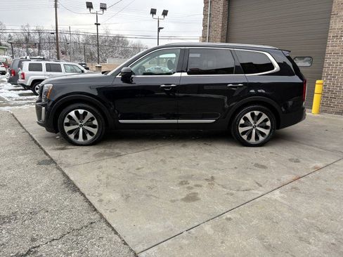 Used 2020 Kia Telluride S w/ S 8 Passenger Seating Package image 6