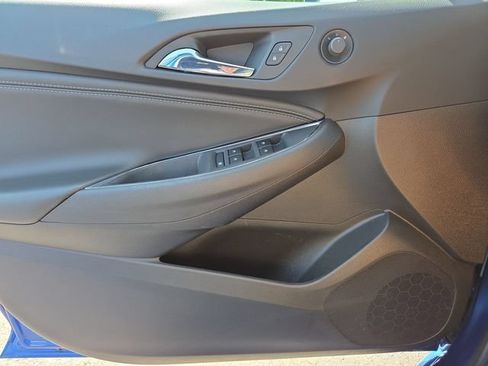 Used 2017 Chevrolet Cruze Premier w/ RS Package FWD image 21