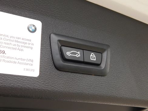 Used 2021 BMW X1 sDrive28i w/ Convenience Package FWD image 11