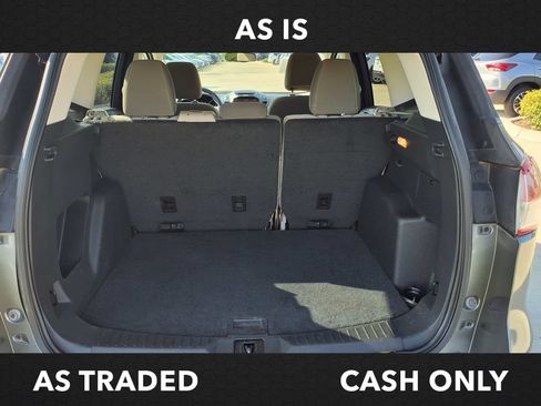 Used 2014 Ford Escape SE w/ Equipment Group 201A FWD image 9