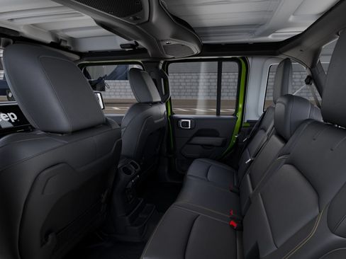 New 2026 Jeep Wrangler Unlimited Sahara AWD/4WD image 31