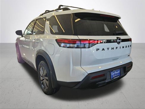 New 2025 Nissan Pathfinder SV w/ Black Appearance Package AWD/4WD image 10