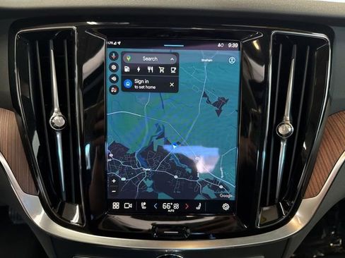 Certified 2025 Volvo S60 T8 Plus image 14