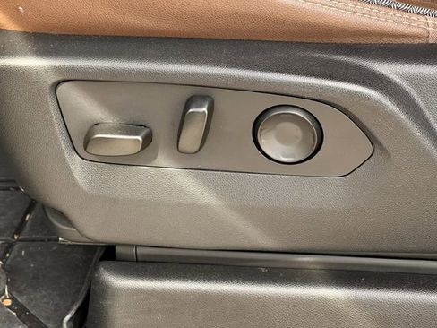 Used 2023 Chevrolet Tahoe High Country image 24