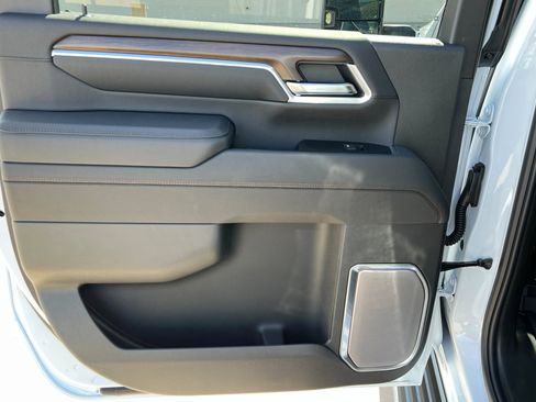 New 2026 Chevrolet Silverado 2500 High Country w/ Technology Package image 19