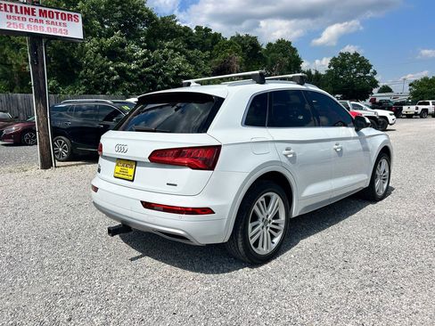 Used 2020 Audi Q5 2.0T Premium Plus w/ Premium Plus Package AWD/4WD image 2