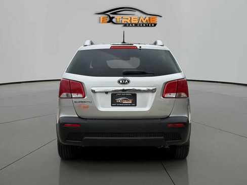 Used 2013 Kia Sorento LX w/ Convenience Pkg AWD/4WD image 5