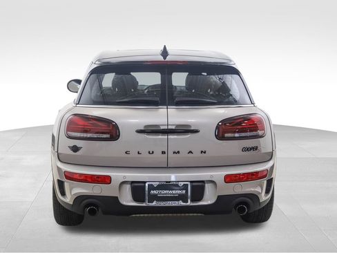 Used 2023 MINI Cooper Clubman S w/ Premium Package image 4