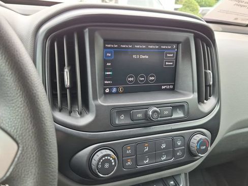 Used 2022 Chevrolet Colorado W/T w/ Custom Special Edition AWD/4WD image 15