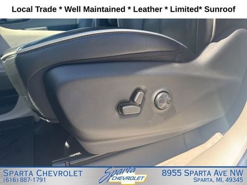 Used 2022 Chrysler Pacifica Limited image 13