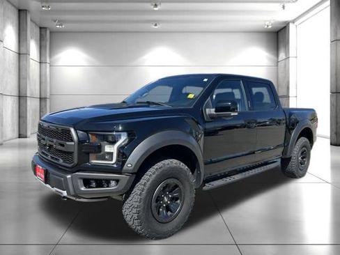 Used 2018 Ford F150 Raptor w/ Equipment Group 802A Luxury AWD/4WD image 4