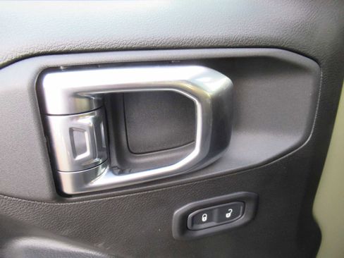 New 2026 Jeep Wrangler Unlimited Sport image 18