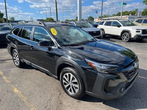 Certified 2024 Subaru Outback Premium AWD/4WD image 3
