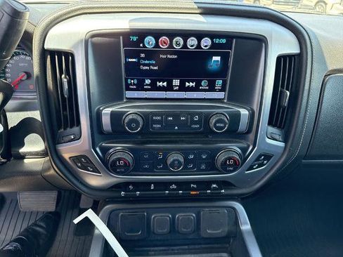 Used 2018 GMC Sierra 1500 SLT AWD/4WD image 8