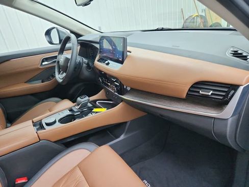 Used 2026 Nissan Rogue Platinum w/ Platinum Premium Package AWD/4WD image 38