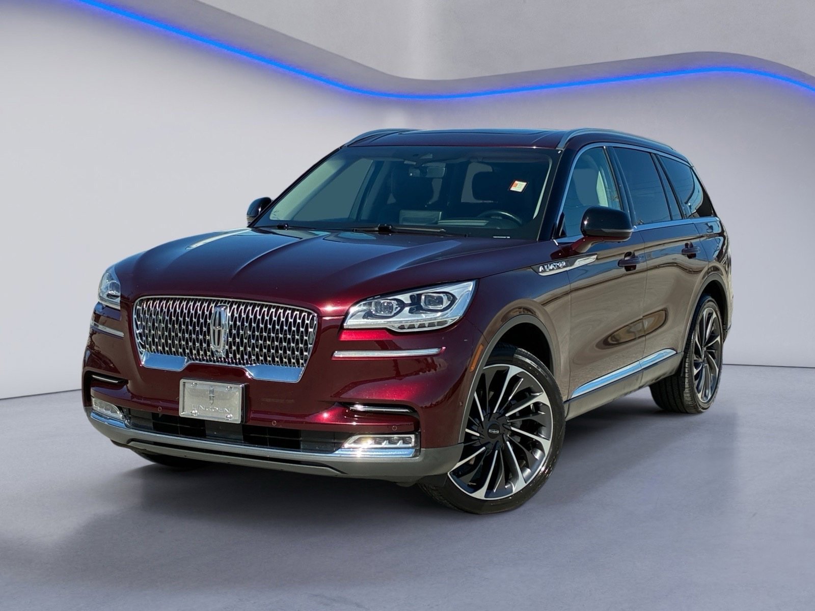 Used 2020 Lincoln Aviator Reserve w/ Equipment Group 202A AWD/4WD image 2