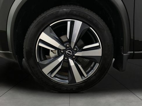 Certified 2023 Nissan Rogue SL AWD/4WD image 12