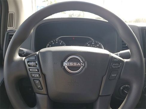 Used 2022 Nissan Frontier S image 21