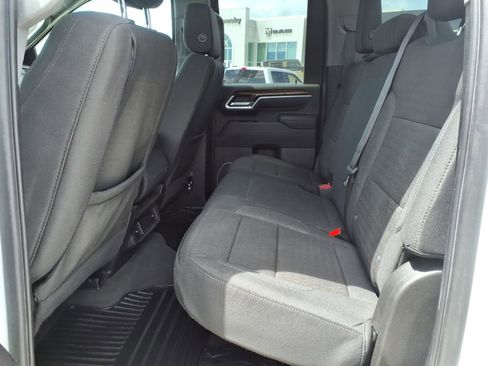 Used 2024 Chevrolet Silverado 2500 LT AWD/4WD image 17
