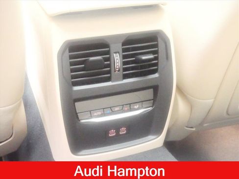 Used 2022 BMW 330e xDrive w/ Convenience Package AWD/4WD image 21