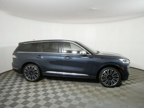 Used 2020 Lincoln Aviator Black Label image 2