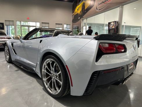 Used 2017 Chevrolet Corvette Grand Sport RWD image 32