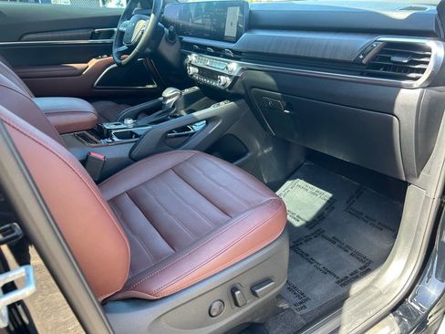 Used 2023 Kia Telluride SX Prestige image 26