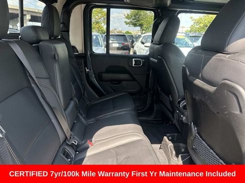 Certified 2025 Jeep Gladiator Mojave AWD/4WD image 11