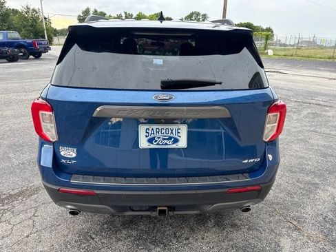 Used 2022 Ford Explorer XLT w/ Equipment Group 202A AWD/4WD image 6