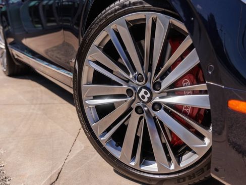 Certified 2023 Bentley Flying Spur W12 AWD/4WD image 9