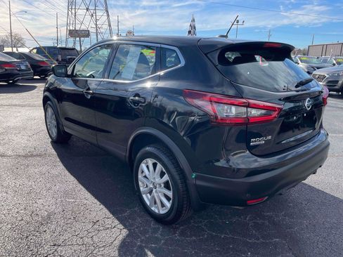 Used 2020 Nissan Rogue Sport S w/ Appearance Package image 3