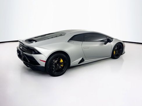 Used 2020 Lamborghini Huracan EVO image 5