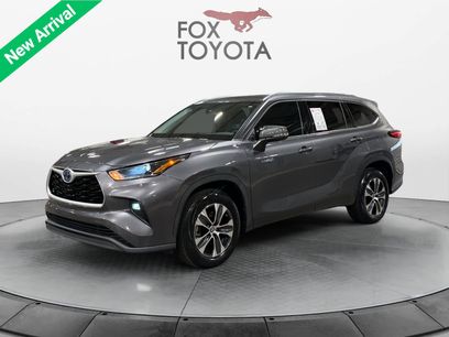 Used 2021 Toyota Highlander XLE