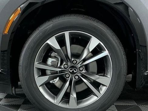 Certified 2027 INFINITI QX65 Luxe w/ Cargo Package AWD/4WD image 10