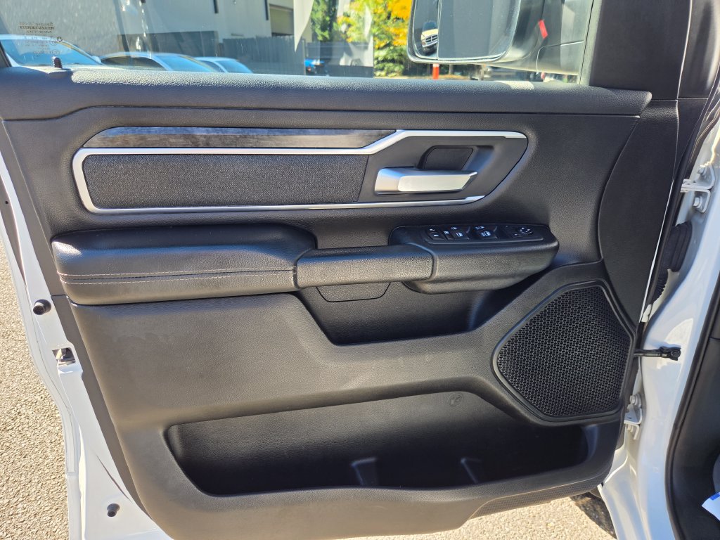 Used 2019 RAM 1500 Big Horn AWD/4WD image 9