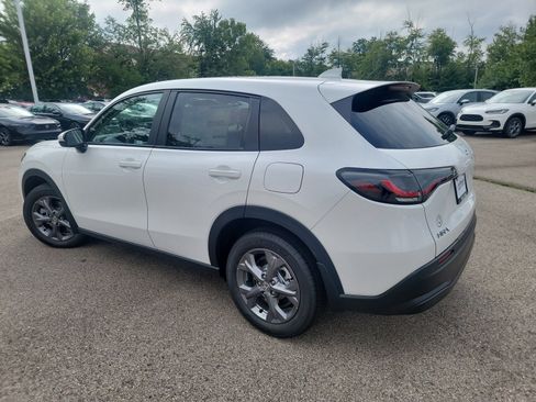New 2026 Honda HR-V LX image 17