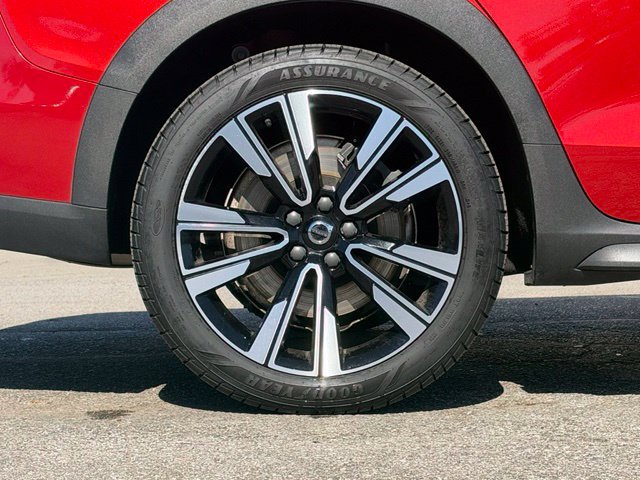 Used 2021 Volvo V60 T5 Cross Country w/ Climate Package AWD/4WD image 3