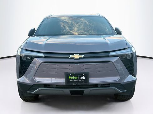 Used 2024 Chevrolet Blazer EV LT AWD/4WD image 2