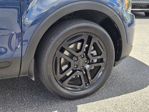Certified 2025 Kia Telluride SX Prestige X-Line AWD/4WD image 11