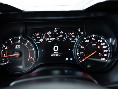 Used 2018 Chevrolet Camaro ZL1 RWD image 33