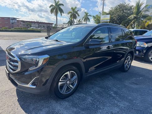 Used 2019 GMC Terrain SLT FWD image 4