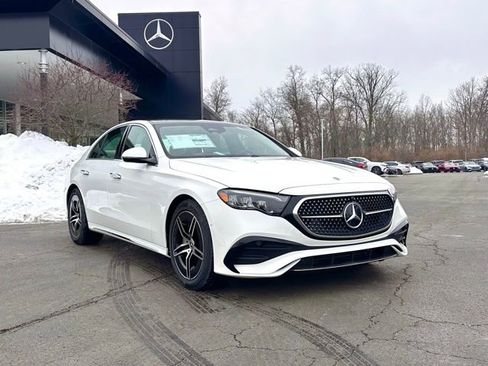 New 2026 Mercedes-Benz E 450 4MATIC Sedan image 1