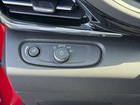 New 2026 Buick Envista Sport Touring w/ Convenience I Package FWD image 19