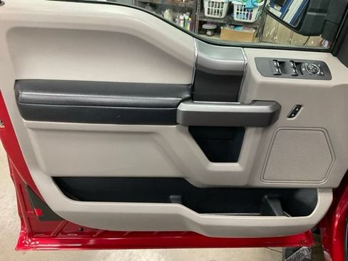 Used 2020 Ford F150 XLT w/ Equipment Group 302A Luxury AWD/4WD image 5