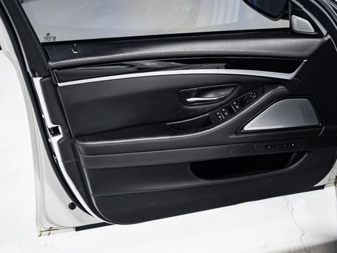 Used 2014 BMW M5 Competition image 20