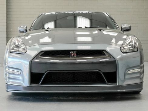 Used 2014 Nissan GT-R Premium AWD/4WD image 5