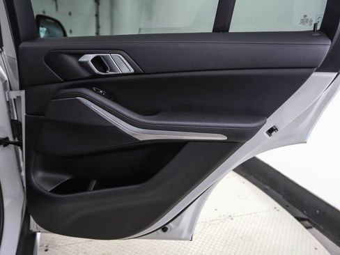 Certified 2022 BMW X5 xDrive40i w/ Parking Assistance Package image 25