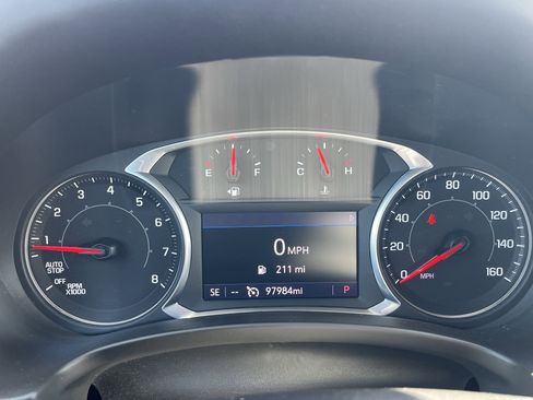 Used 2019 GMC Terrain SLT w/ Preferred Package image 9