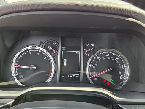 Used 2022 Toyota 4Runner Limited AWD/4WD image 27