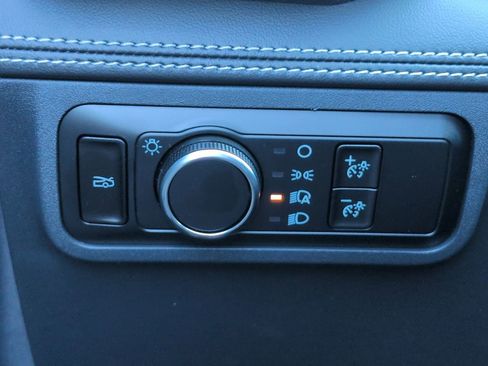 Used 2024 Ford Mustang GT Premium image 34